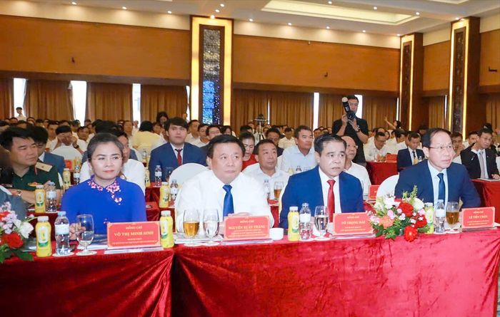 Các đại biểu tham dự hội nghị