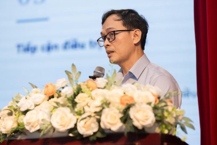 BS.CKII Nguyễn Đình Văn, Trưởng khoa Ung bướu - Huyết học, Bệnh viện Nhi đồng 2 TPHCM có bài tham luận về ung thư nhi.