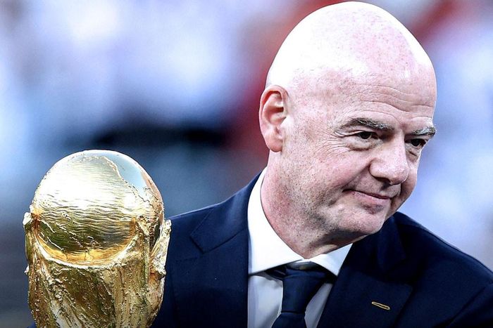 Theo UEFA, World Cup không phải để bán. Ảnh: ESPN