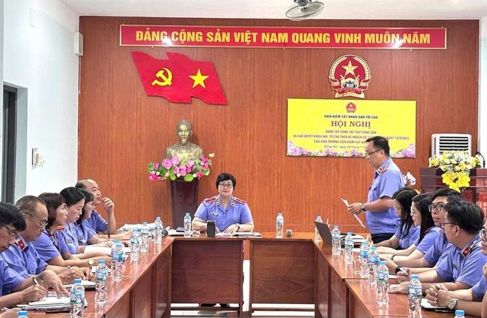  Đoàn công tác làm việc với VKSND khu vực 2 thành phố Đồng Nai.