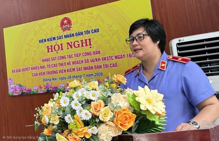  Đồng chí Mai Thị Nam, Vụ trưởng Vụ 12 VKSND tối cao phát biểu tại buổi khảo sát, làm việc với VKSND khu vực 2 thành phố Đồng Nai.