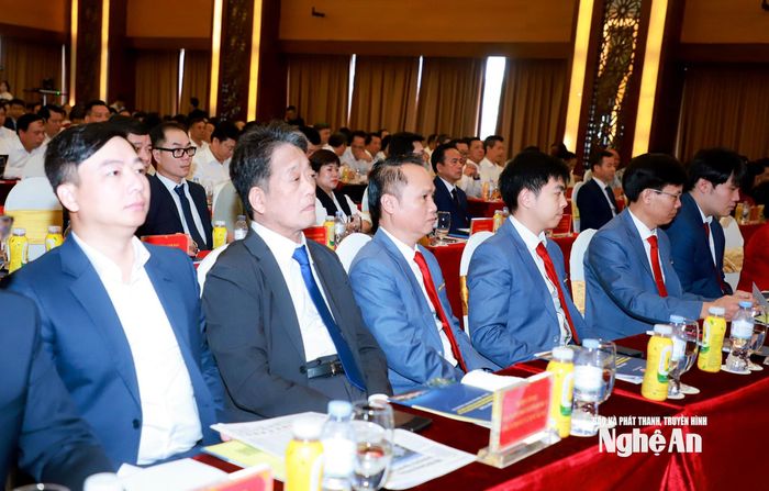 Các nhà đầu tư dự hội nghị. Ảnh: Thành Duy