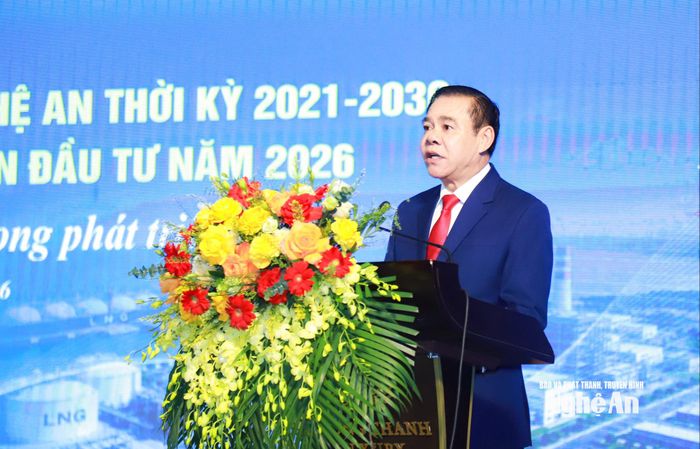 Đồng chí Võ Trọng Hải - Phó Bí thư Tỉnh ủy, Chủ tịch UBND tỉnh Nghệ An phát biểu khai mạc hội nghị. Ảnh: Thành Duy
