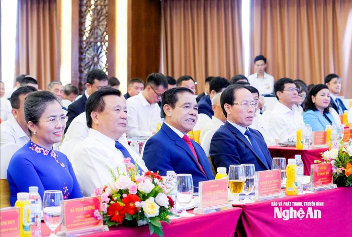 Các đại biểu dự hội nghị. Ảnh: Phạm Bằng