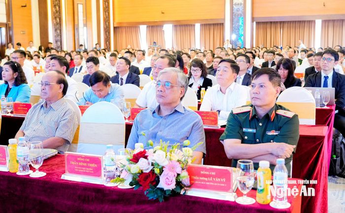 Các đại biểu dự hội nghị. Ảnh: Phạm Bằng