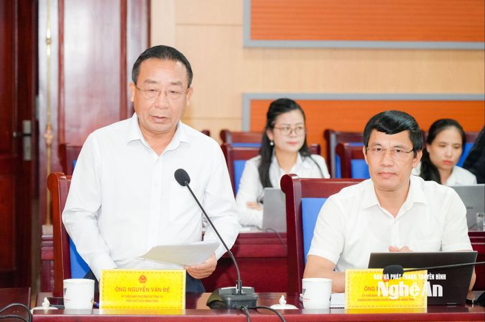 Phó Chủ tịch UBND tỉnh Nguyễn Văn Đệ phát biểu tại hội nghị. Ảnh: TL