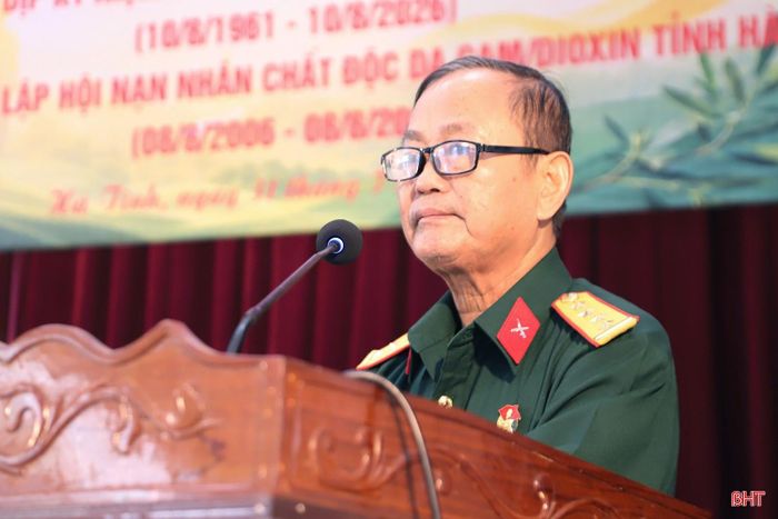 Ông Nguyễn Văn Thành (nạn nhân chất độc da cam ở xã Toàn Lưu) bày tỏ cảm kích trước sự quan tâm, sẻ chia, tri ân của Đảng, Nhà nước và cộng đồng xã hội đối với các nạn nhân và gia đình.