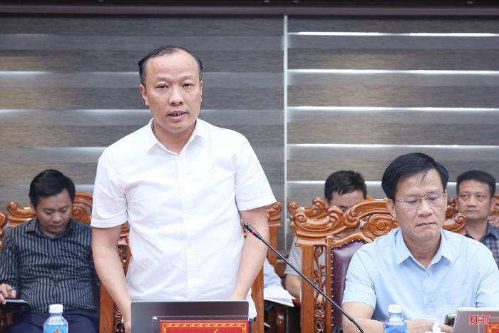 Chánh Văn phòng Tỉnh ủy Thái Phúc Sơn thông tin về công tác phối hợp giữa Văn phòng Tỉnh ủy và Ban Tổ chức Tỉnh ủy.