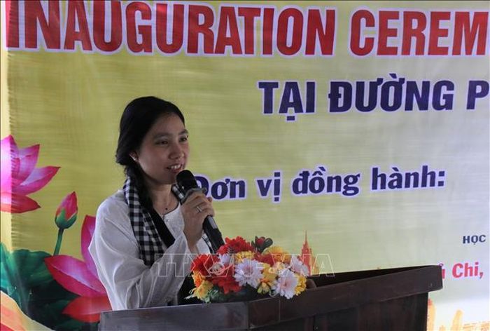 Bà Hà Thanh, Chủ tịch Liên hiệp các Tổ chức hữu nghị TP. Hồ Chí Minh, phát biểu tại lễ khánh thành "Tuyến đường hữu nghị".