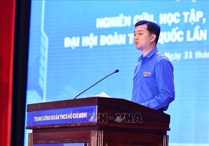 Đồng chí Nguyễn Minh Triết, Ủy viên dự khuyết BCH TW Đảng, Bí thư thường trực BCH TW Đoàn, Chủ tịch TW Hội SVVN phát biểu chuyên đề 1: Quán triệt nội dung phát biểu chỉ đạo của đồng chí Tổng Bí thư, Chủ tịch Nước Tô Lâm tại Đại hội Đoàn toàn quốc lần thứ XIII. Ảnh: Minh Đức/TTXVN