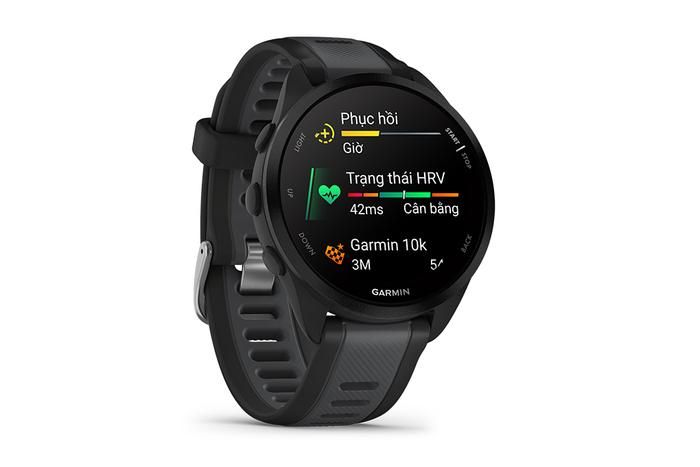 Garmin Forerunner 165 có thiết kế gọn gàng và giao diện dễ làm quen hơn nhiều người mới thường nghĩ.