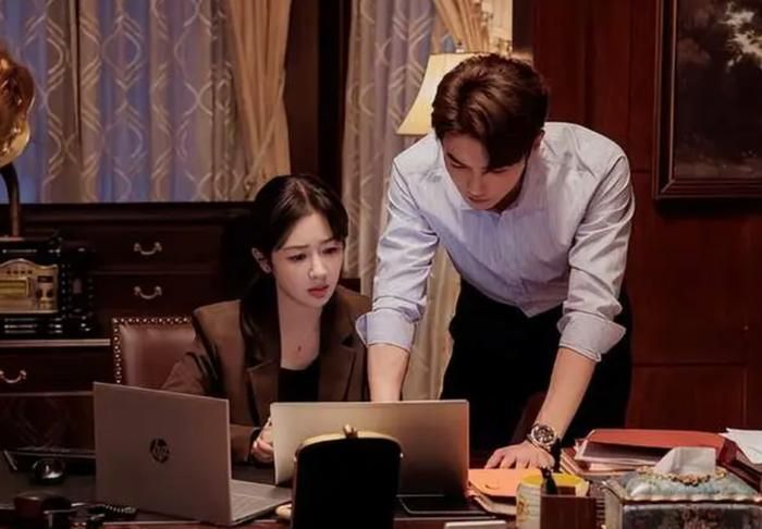 Dương Tử sánh đôi cùng Hứa Khải trong Thừa Hoan Ký, khắc họa hành trình trưởng thành và tự chủ của người phụ nữ hiện đại. Ảnh: NSX