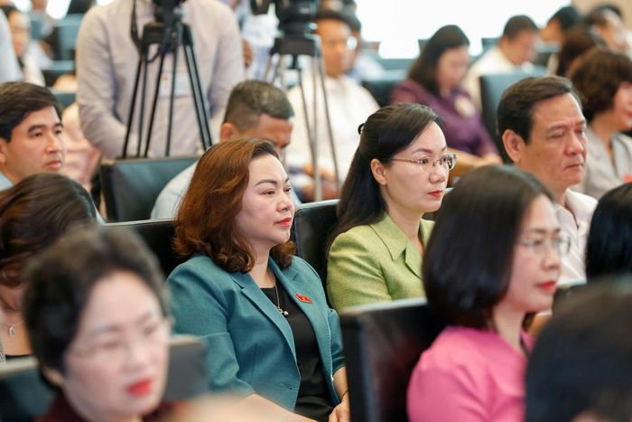 Các đại biểu tham dự diễn đàn
