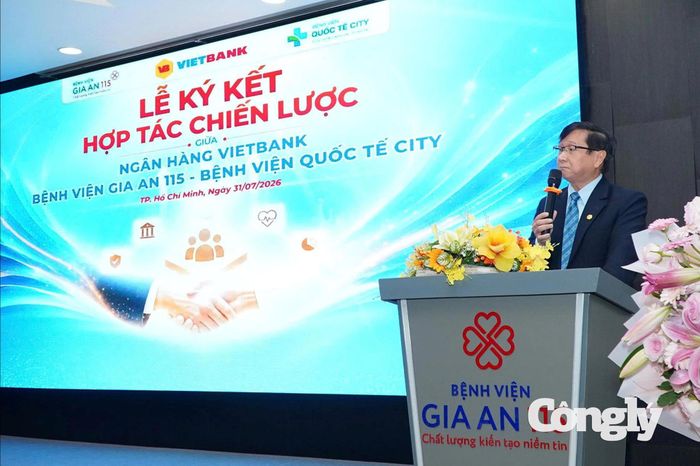 Ông Phạm Linh – Phó Tổng Giám đốc Điều hành Ngân hàng Vietbank chia sẻ định hướng hợp tác giữa ngân hàng và 2 bệnh viện.