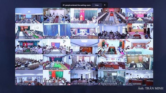 Cuộc họp được kết nối đến điểm cầu Sở Y tế, Sở An toàn thực phẩm các địa phương, các đơn vị chuyên ngành và các tổ chức quốc tế.