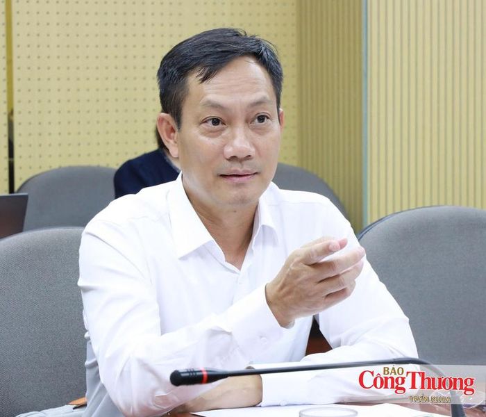 Ông Lê An Hải, Ủy viên Đoàn Chủ tịch Tổng Liên đoàn Lao động Việt Nam, Ủy viên BCH Đảng bộ Bộ Công Thương, Chủ tịch Công đoàn Công Thương - Thành viên Hội đồng sơ khảo phát biểu tại cuộc họp.
