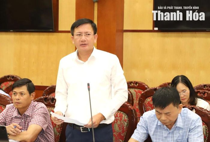Lãnh đạo Sở GD&amp;ĐT tham luận tại hội nghị.