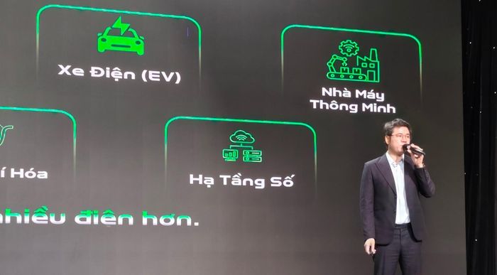 Theo ông Trần Hùng, sự thay đổi trong nhu cầu năng lượng hiện nay không chỉ đến từ các ngành sản xuất truyền thống mà còn được thúc đẩy bởi AI, trung tâm dữ liệu, điện hóa giao thông và chuyển đổi công nghiệp. Ảnh: BB