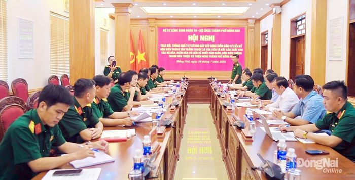 Quang cảnh buổi làm việc. Ảnh: Văn Chung