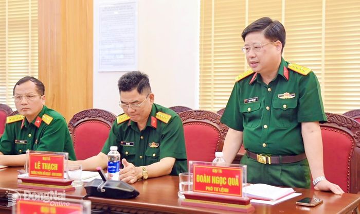 Đại tá Đoàn Ngọc Quả, Phó Tư lệnh Binh đoàn 16 phát biểu tại buổi làm việc. Ảnh: Văn Chung