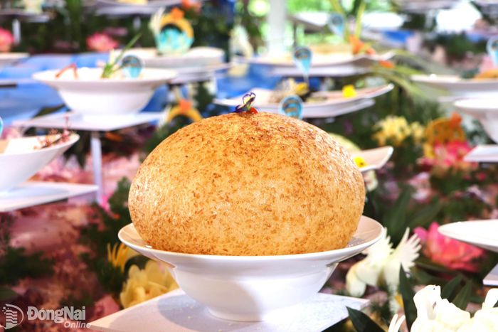 Xôi chiên phồng, món ngon nổi tiếng Đồng Nai với nhiều danh hiệu đã đạt được. Ảnh: Ngọc Liên