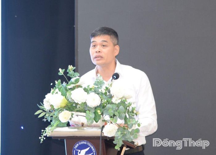 Đồng chí Nguyễn Văn Thịnh, Phó Cục trưởng Cục Đổi mới sáng tạo, Chuyển đổi xanh và Khuyến công phát biểu khai mạc.