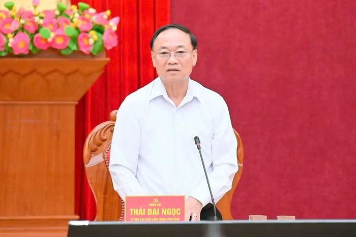 Bí thư Tỉnh ủy Thái Đại Ngọc - Trưởng Ban Chỉ đạo tỉnh thực hiện Nghị quyết số 80-NQ/TW về phát triển văn hóa Việt Nam phát biểu tại phiên họp. Ảnh: Đức Thụy