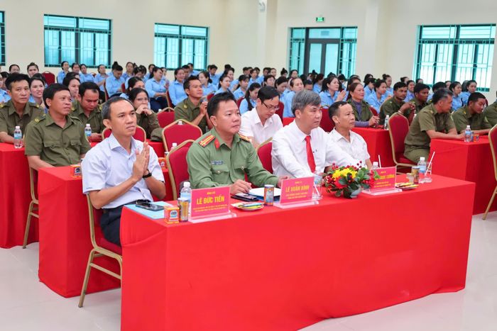 Quang cảnh chương trình.