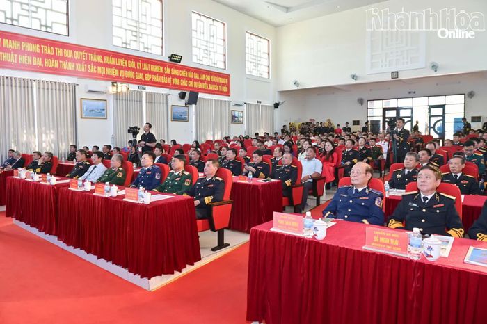 Các đại biểu dự lễ kỷ niệm.