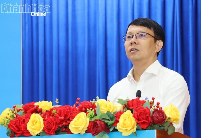 Đồng chí Nguyễn Thanh Hà phát biểu tại hội nghị.