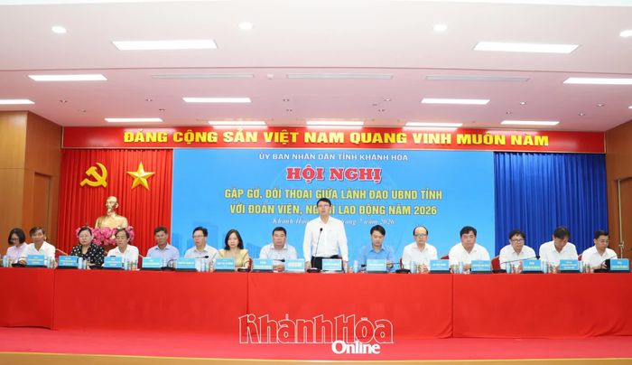 Đồng chí Nguyễn Thanh Hà chủ trì hội nghị đối thoại.