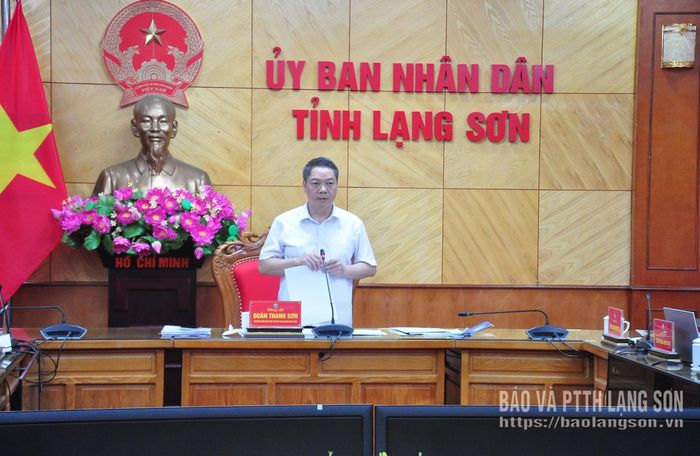 Đồng chí Đoàn Thanh Sơn, Phó Chủ tịch UBND tỉnh, Trưởng Ban tổ chức, Chủ tịch Hội đồng xét tôn vinh danh hiệu "Doanh nhân, doanh nghiệp tiêu biểu tỉnh Lạng Sơn" lần thứ V năm 2026 phát biểu kết luận tại cuộc họp