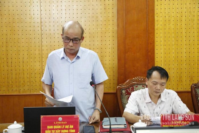 Lãnh đạo Ban Quản lý Đầu tư Xây dựng tỉnh báo cáo tiến độ triển khai dự án