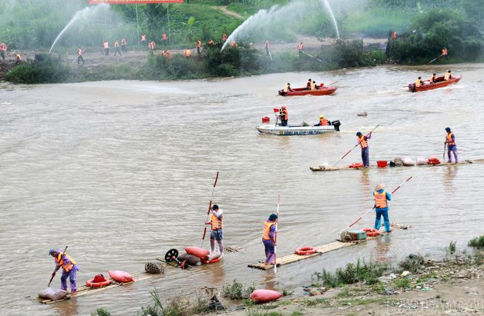 Các lực lượng tham luyện tập thực binh.
