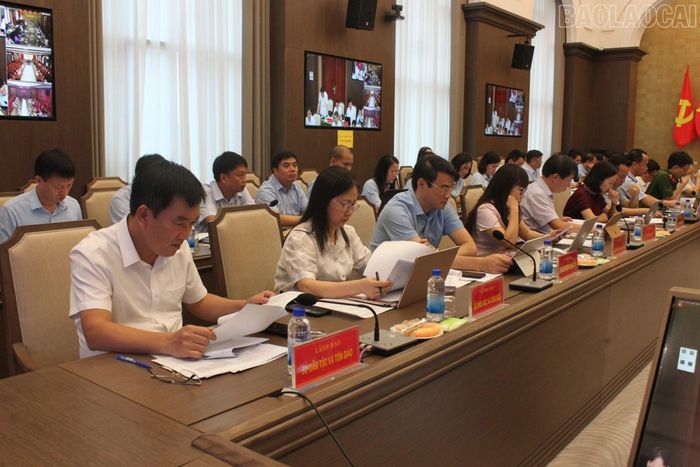 Các đại biểu tham dự hội nghị.
