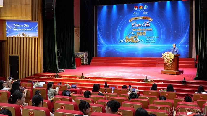 Quang cảnh Vòng Chung kết Cuộc thi Tìm kiếm tài năng MC nhí tỉnh Lào Cai lần thứ II, năm 2026 tại Trung tâm Hội nghị phường Lào Cai.