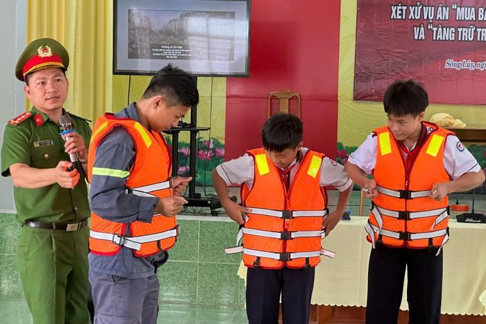 Tuyên truyền phòng, chống đuối nước cho các em học sinh trên địa bàn xã