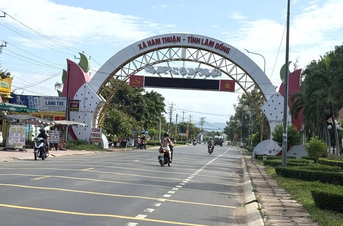Trung tâm xã Hàm Thuận