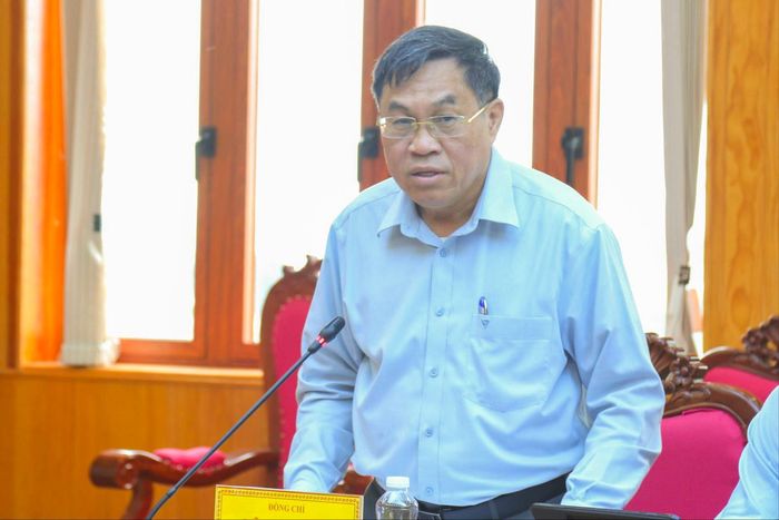 Tỉnh ủy viên, Phó Chủ tịch UBND tỉnh Lâm Đồng Võ Ngọc Hiệp đề xuất Cục Thống kê hướng dẫn cụ thể hơn phương pháp tính % đóng góp của lĩnh vực xuất, nhập khẩu các mặt hàng chủ lực tại Lâm Đồng