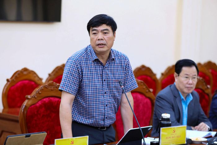Ủy viên Ban Thường vụ Tỉnh ủy, Phó Trưởng đoàn chuyên trách Đoàn ĐBQH Lâm Đồng Đặng Đức Hiệp nêu vấn đề nổi cộm về giải phóng mặt bằng tại các công trình, dự án trọng điểm