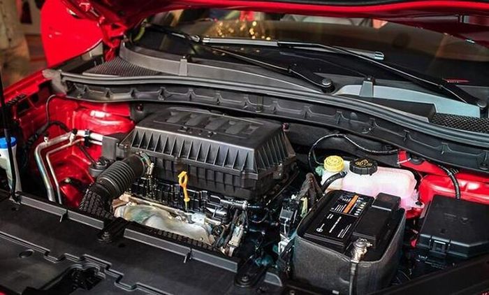 Khối động cơ 1,5L kết hợp cùng hộp số CVT giả lập 8 cấp.