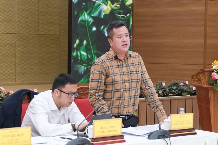 Phó Giám đốc Sở Nông Nghiệp và Môi trường Nguyễn Hà Lộc nêu ý kiến