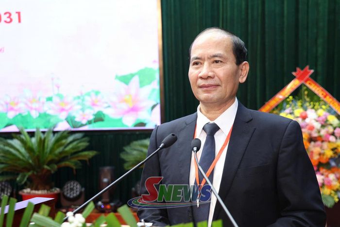 Chủ tịch Hiệp hội Doanh nghiệp tỉnh phát biểu tại Đại hội.