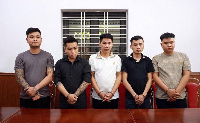 Các đối tượng tại cơ quan điều tra. Ảnh: CA Lào Cai
