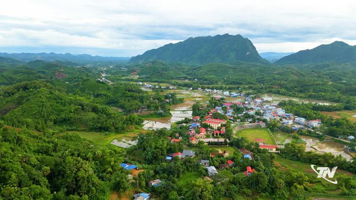 Một góc bình yên của xã Lam Vỹ.