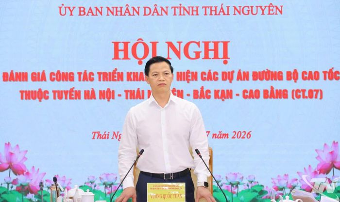Đồng chí Chủ tịch UBND tỉnh Vương Quốc Tuấn phát biểu chỉ đạo tại Hội nghị.