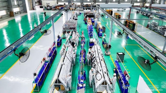 Ngành công nghiệp được kỳ vọng tạo bứt phá trong những tháng cuối năm. Ảnh: Kim Long Motor 