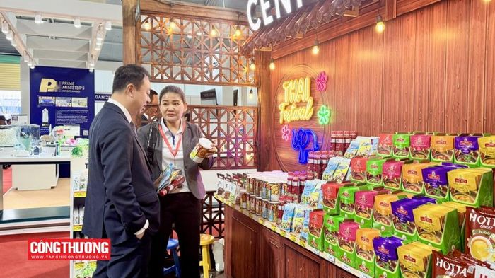Tuần lễ Thái Lan 2026 tại TP. Hồ Chí Minh quy tụ gần 180 gian hàng với sự tham gia của nhiều doanh nghiệp, tập đoàn hàng đầu của Thái Lan cùng các nhà nhập khẩu và phân phối tại Việt Nam