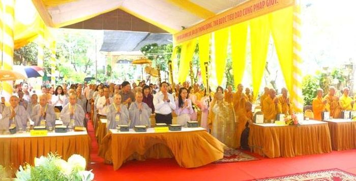 Chư tôn đức, đại biểu tham dự