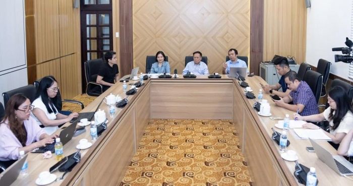 Quang cảnh tọa đàm “Làm gì để doanh nghiệp nhà nước thật sự dẫn dắt tăng trưởng?”. Ảnh: Lưu Thủy